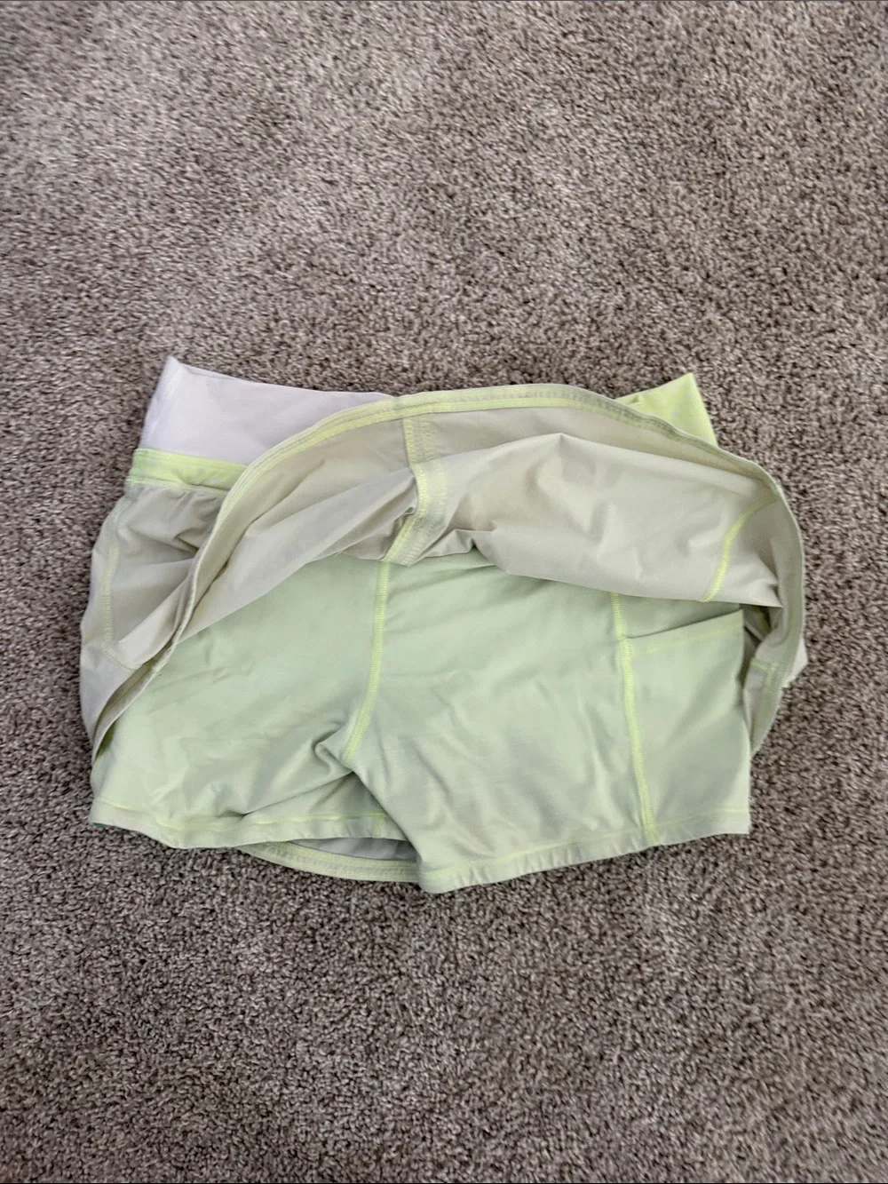 Lululemon Light Yellow Activewear Skirt with Built-In Shorts - Size 6